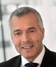 dr-andreas-cerbe_001_smal.jpg